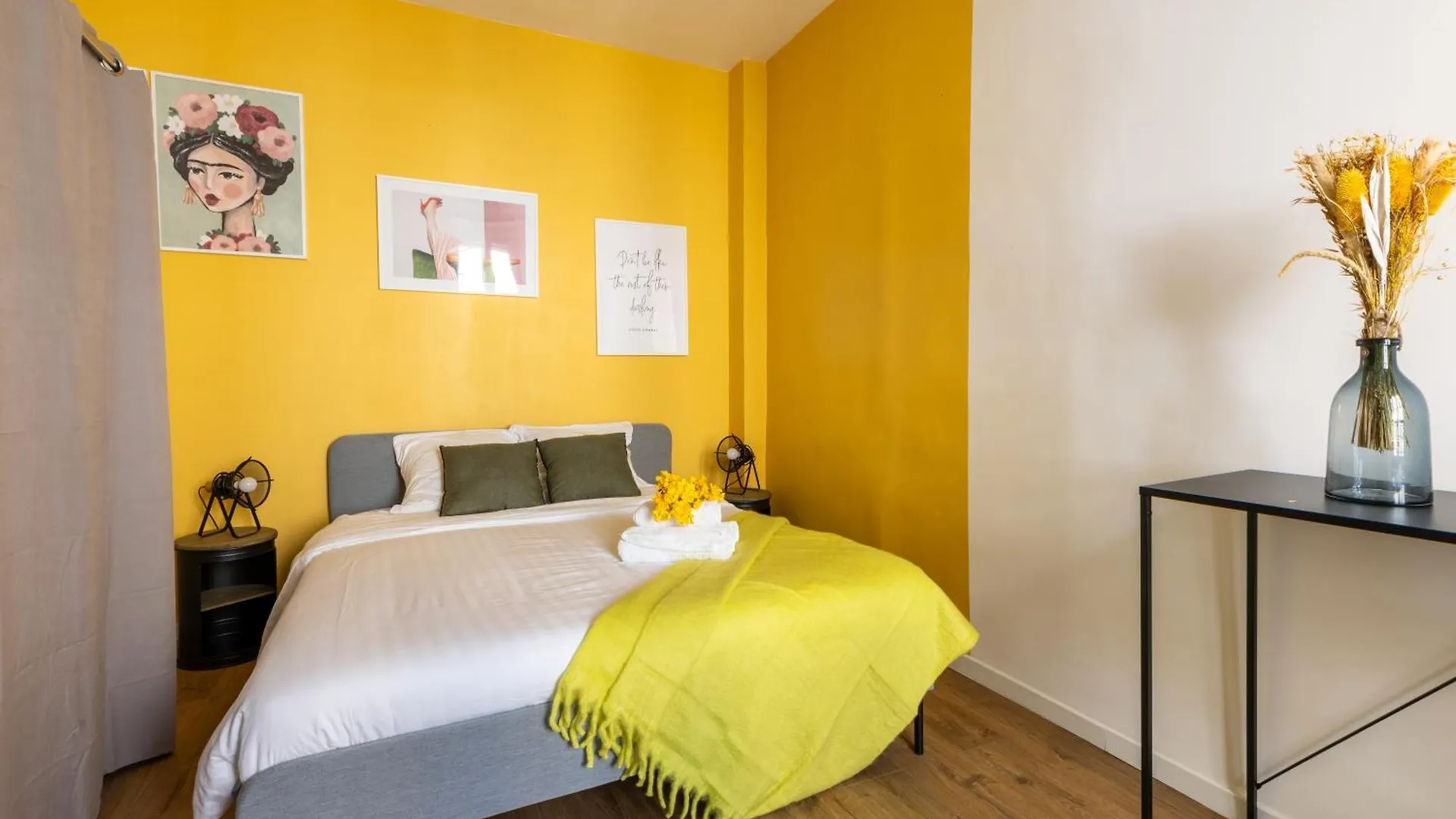 Confort Moderne A Marseille 0*,  France
